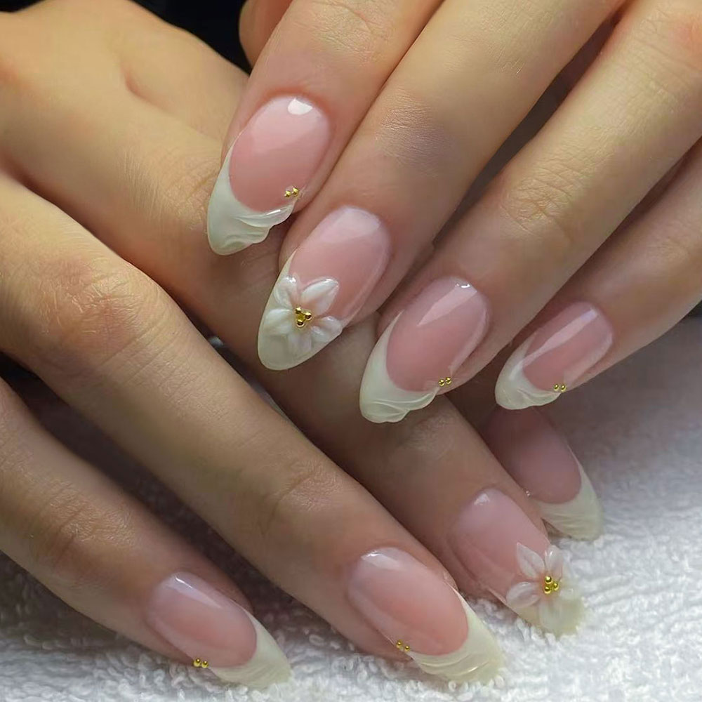 3D Printing Nails - 24 個のアーモンド 3D ジェルネイル クジラ柄 パールブルーのフレンチチップで飾る