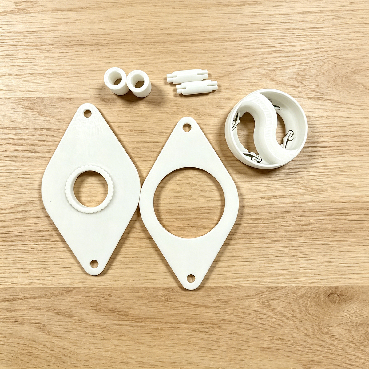 ポータブルデータケーブル自動巻き取り器、携帯電話充電ケーブル - 3D Printing Holder のレビューと価格